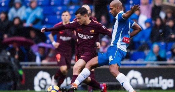 Barcelona snatch draw at Espanyol to set club record