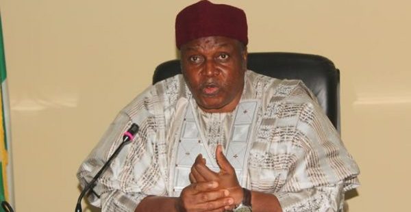 Taraba succumbs to herdsmen’s demand, suspends anti-open grazing law