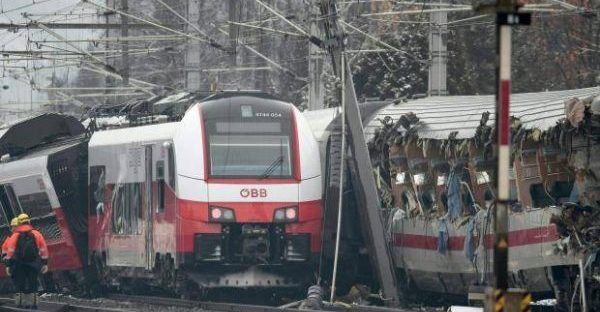 AUSTRIA: 1 dead, many hurt as two trains collide