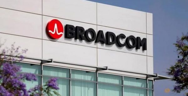 Broadcom considers increasing bid to buy Qualcomm to $120bn