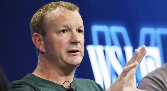WhatsApp co-founder joins campaign for users to delete Facebook app