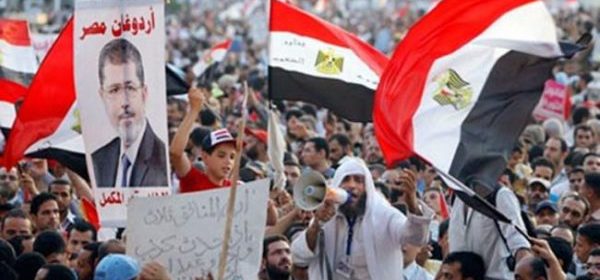 Egyptian court sentences 10 Muslim Brotherhood supporters to death