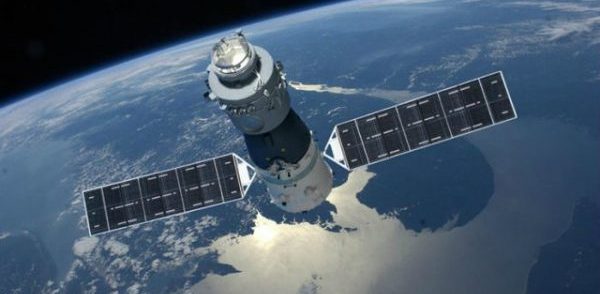 Falling space station nothing to worry about, China says