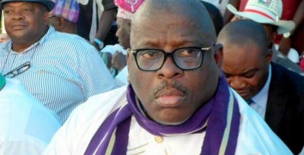 OGUN: Policeman, 4 others killed as OPC, cult group clash at Sen Kashamu’s rally