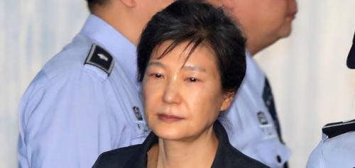 Ousted South Korean leader Park convicted, faces 30 years sentence