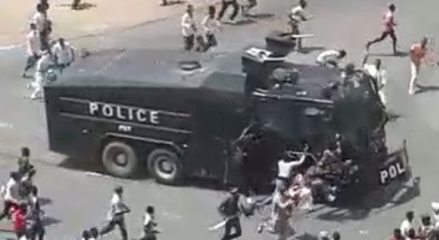 Shi’ites, police clash In Abuja (Video)