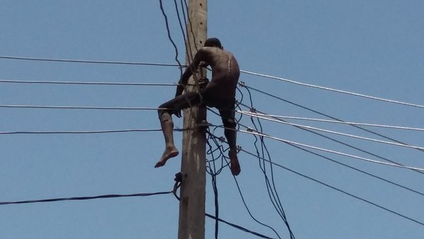 Panic, tension as Electricity employee is electrocuted during repair work