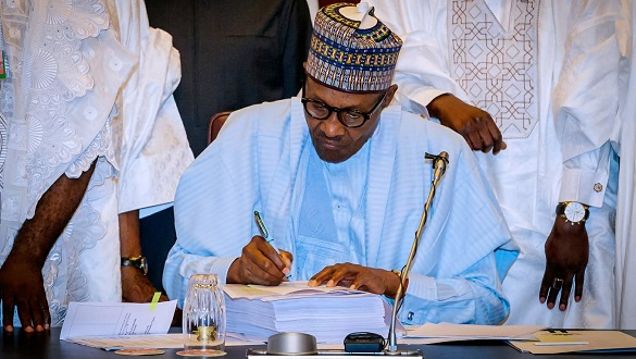 2018 BUDGET: NASS raised own budget by N14.5bn, cut budgets for 'critical projects' —Buhari