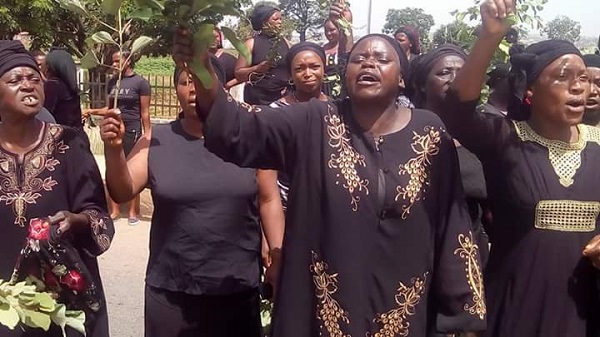 PROTEST: Gov Lalong talks touch as govt officials escape death by the whiskers