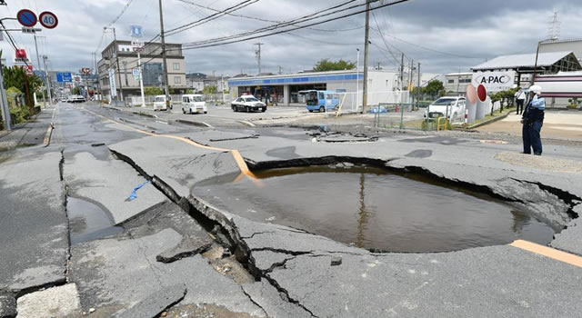 JAPAN: 6.1 magnitude earthquake claims 3 lives, halts key factory lines