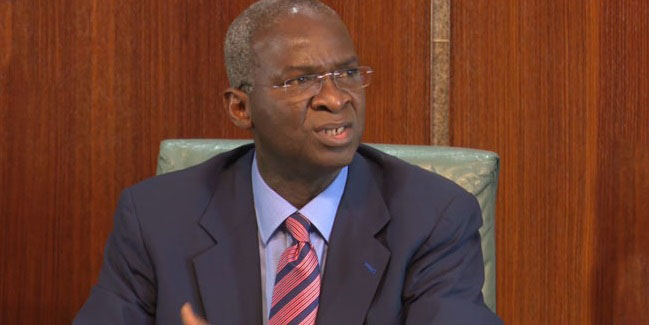 Fashola hits back on DISCOs, says consumers want better service
