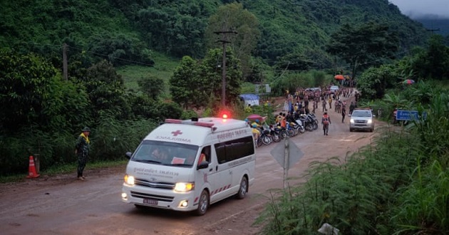 4 members of trapped Thai soccer team exit cave