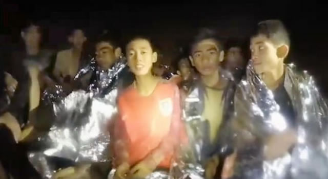 4 more soccer team members extracted from Thai cave complex