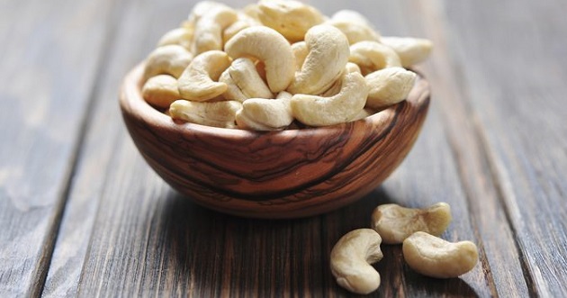 8 must-know health benefits of eating cashew nuts