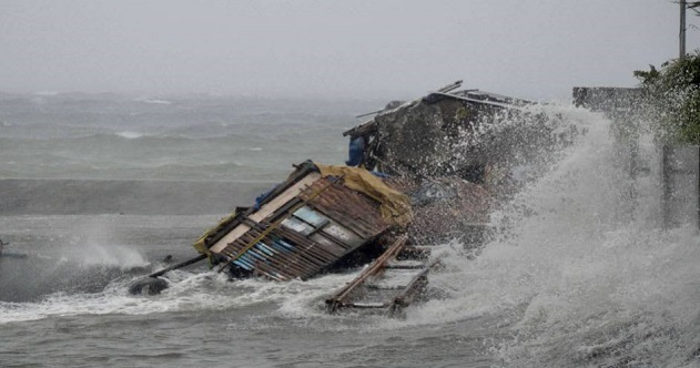 After pummeling Philippines, super typhoon heads for Hong Kong, China