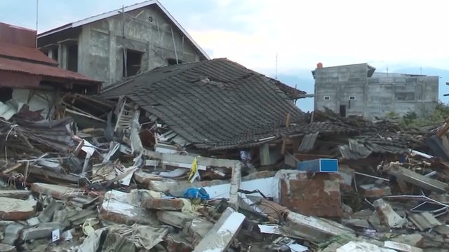 Death toll rises in Indonesian earthquake, Tsunami