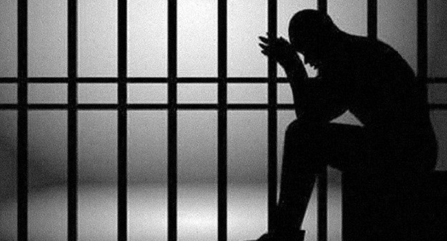 Father remanded in prison custody for raping 17-yr-old daughter