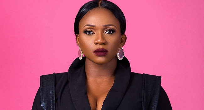 WARNING BELLS? Singer Waje shares her depression story