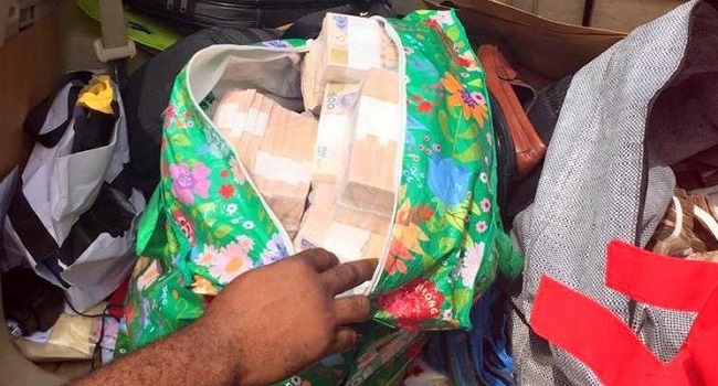 BENUE: Like Kwara, EFCC tackles politician with bag of cash