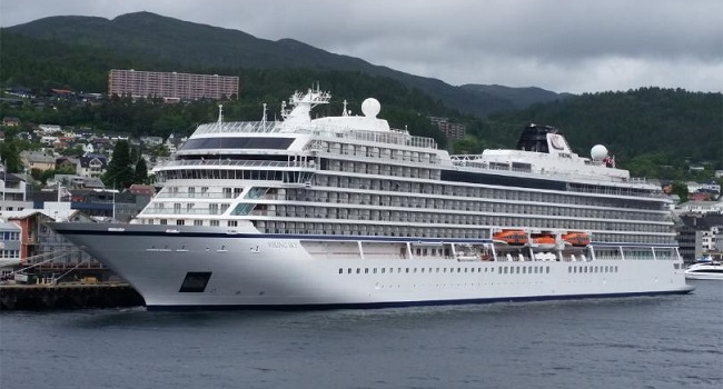 1,300 people rescued after Norway cruise ship develops engine problems
