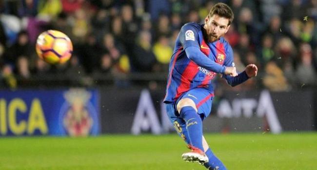 Lionel Messi Double Sends Barcelona 13 Points Clear