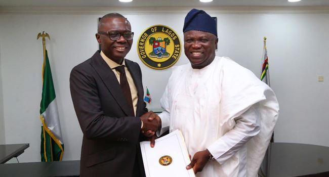 LAGOS: Ambode ‘quietly’ hands over to Sanwo-Olu