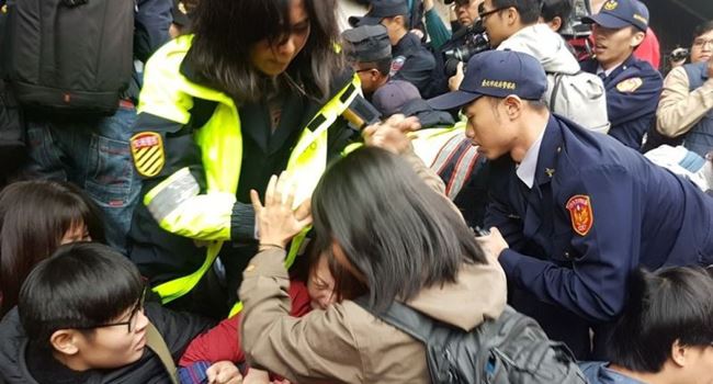 Wild protests continue in Hong Kong as demonstrators attack Chinese traders