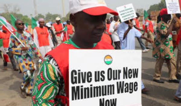 MINIMUM WAGE: Labour gives govs Dec. 31 to end negotiations