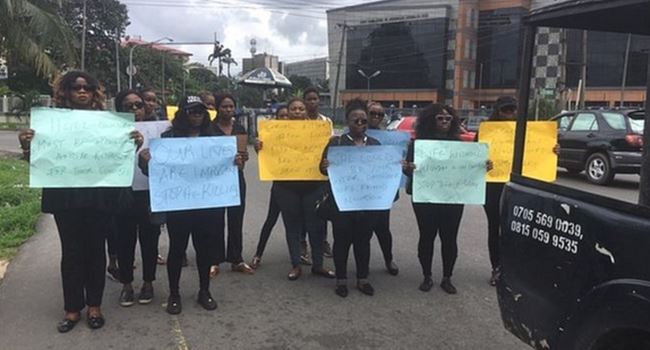 SERIAL KILLINGS: Ex-NDDC boss Seminitari leads women on protest to Govt House