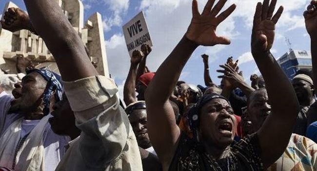 MALI: Protesters kill 2 police officers over alleged links with bandits