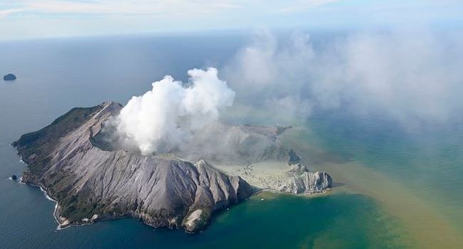 Five die in New Zealand’s volcanic eruption
