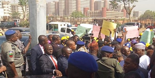 NIPOST workers protest govt move to cede collection of stamp duty to FIRS