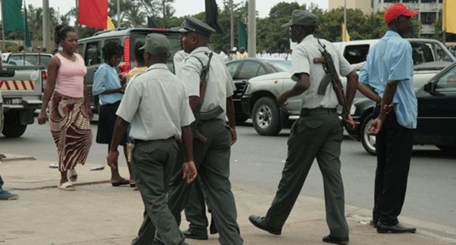 MOZAMBIQUE: 64 dead stowaways found in shipping container