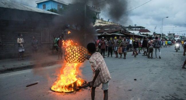 Anti-lockdown protests escalates in Madagascar after alleged police violence