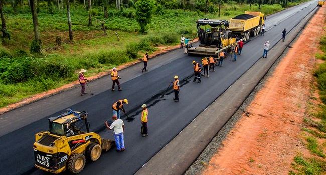 JUST IN.... Nigerian govt doles out N162.5bn for 44 roads. See breakdown