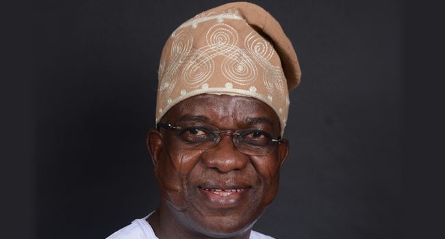 FIDAU PRAYER: Ajimobi family bars Oyo Dep Gov