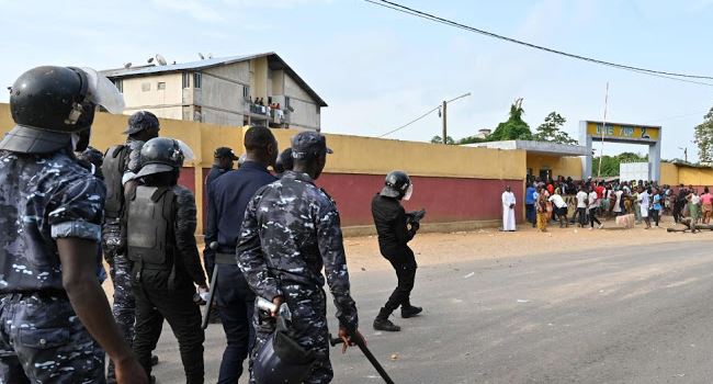 Death toll from anti-govt protests in Ivory Coast rises to six