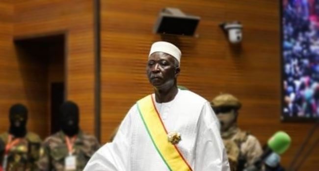 MALI: Interim president sworn in, vows to hand over power in 18 months