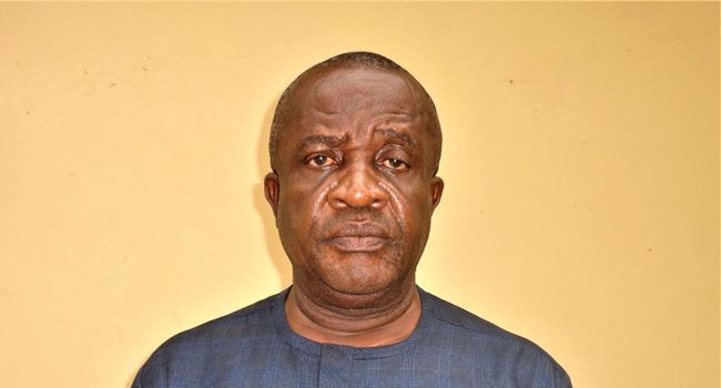 EFCC arraigns ex-director, senior lecturer in Oko Poly for alleged N27m contract scam