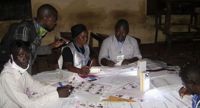 GUINEA: Vote counting begins after tense election