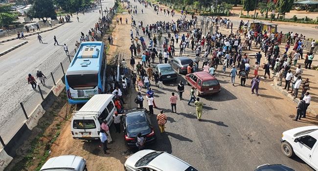 #EndSARS protesters block off Lagos secretariat