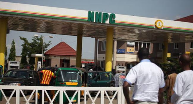 NNPC demands $1bn advance payment for crude sales to revamp refineries