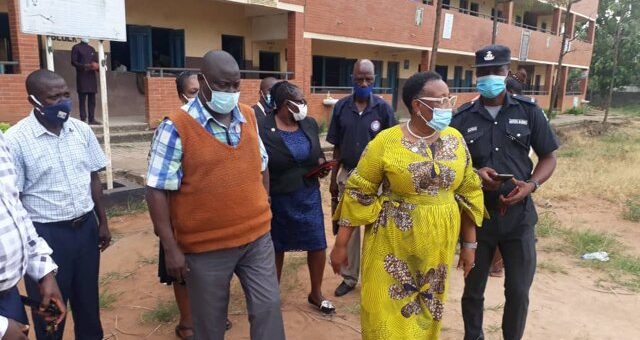 Commissioner pays surprise visit to schools to monitor covid-19 compliance