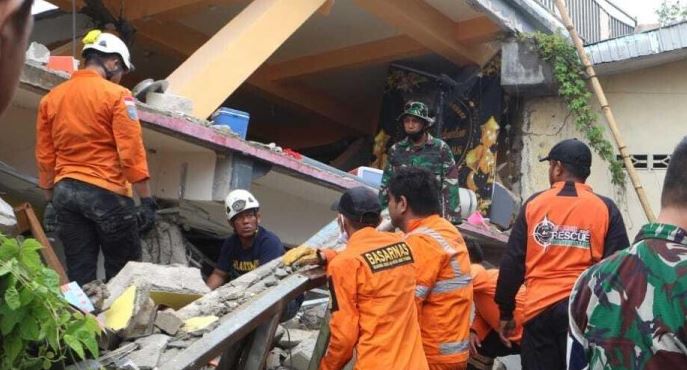 Death toll from earthquake in Indonesia reaches 42