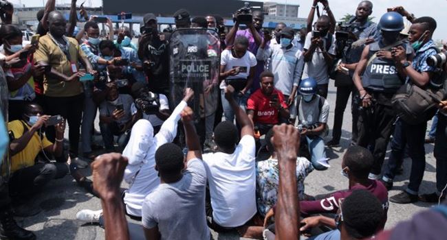 Lagos CP orders probe into maltreatment of arrested #OccupyLekkiTollGate protesters