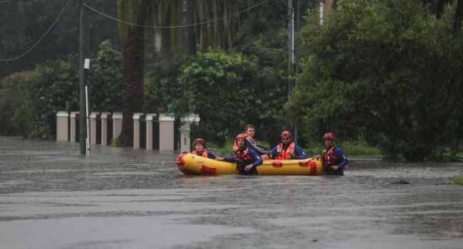 Australia faces worst floods in 60 years, to evacuate thousands