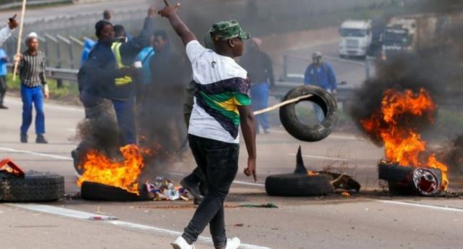Death toll in South African riot over Zuma rises to 75, with 1,270 arrested - Ripples Nigeria