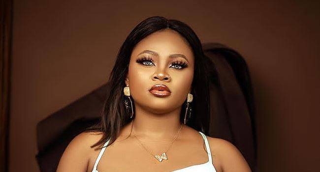 Husband of BBNaija housemate, Tega, supports wife for giving her boobs to colleague