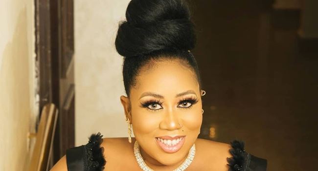Actress, Moyo Lawal, addresses rumours she's dating wealthy northern politician
