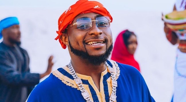 Furious Davido warns Twitter troll who said Peruzzi fathered his son - Ripples Nigeria